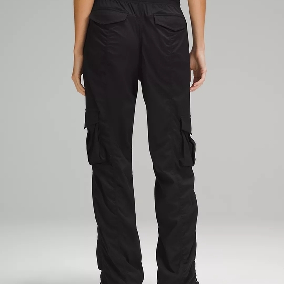Lululemon Dance Studio Mid-Rise Relaxed Fit Cargo Pants BLACK SIZE L - Picture 2 of 2